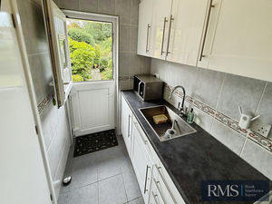Photo 19- click for photo gallery